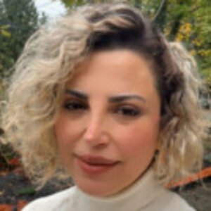 Profile photo of parisa sharifi